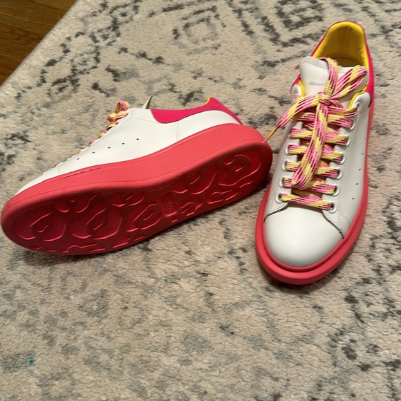 Alexander McQueen sneakers - Picture 5 of 8